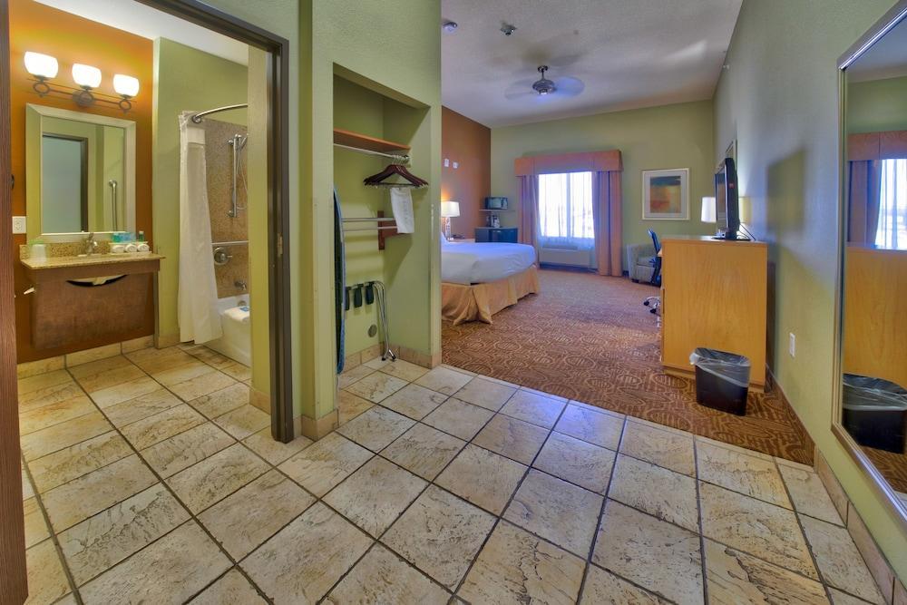 Express & Southwest - Wolfforth By Ihg Lubbock