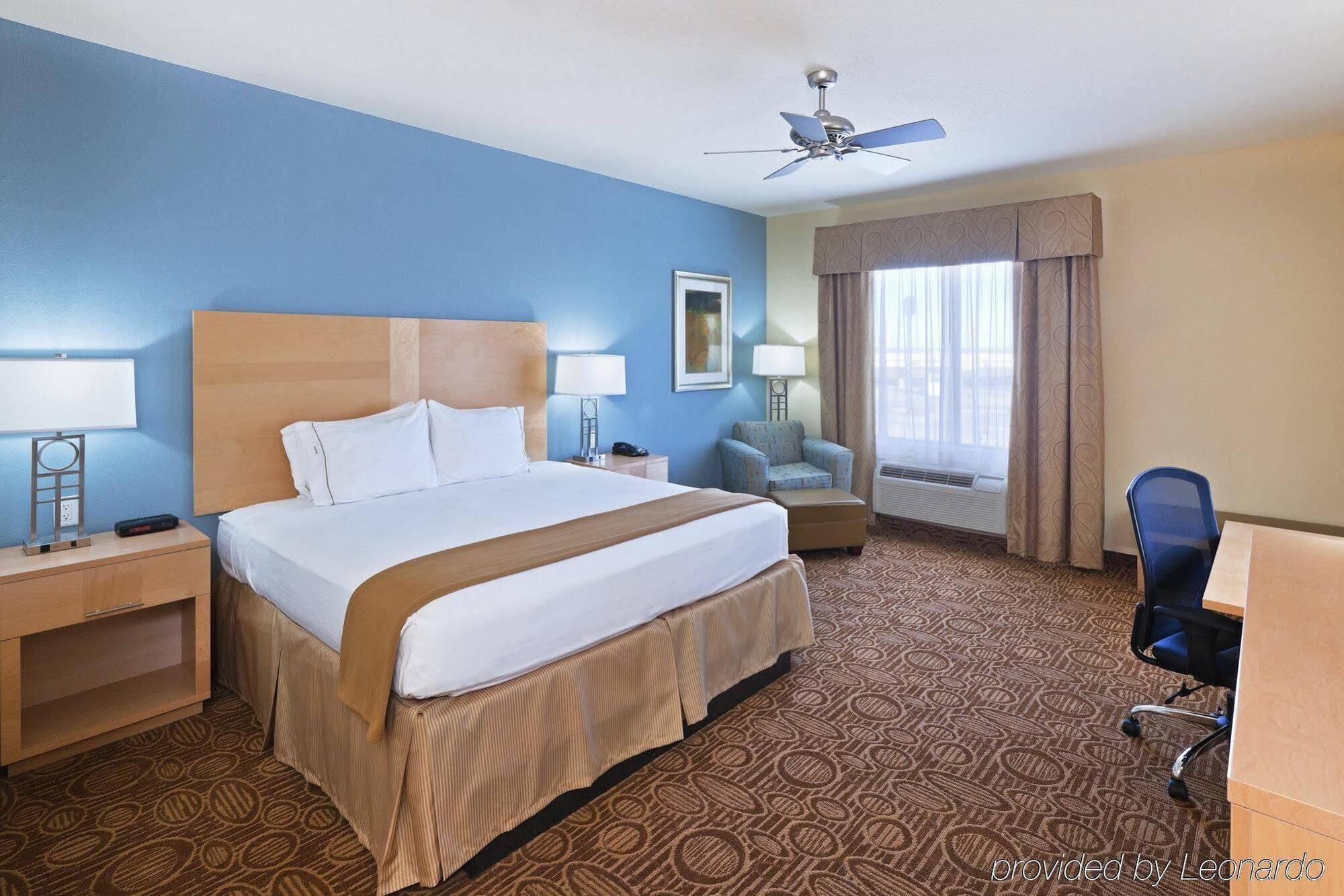 Express & Southwest - Wolfforth By Ihg 3* Lubbock